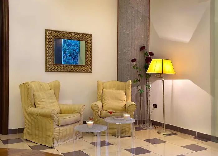 울리세 디럭스 3*