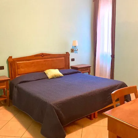 Ulisse Deluxe Hotel 3*