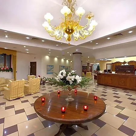 Ulisse Deluxe Hotel 3*