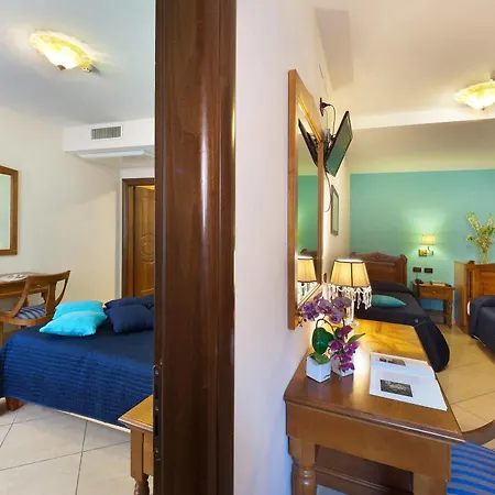 Ulisse Deluxe 3* Sorrento