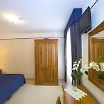 Ulisse Deluxe 3* Sorrento